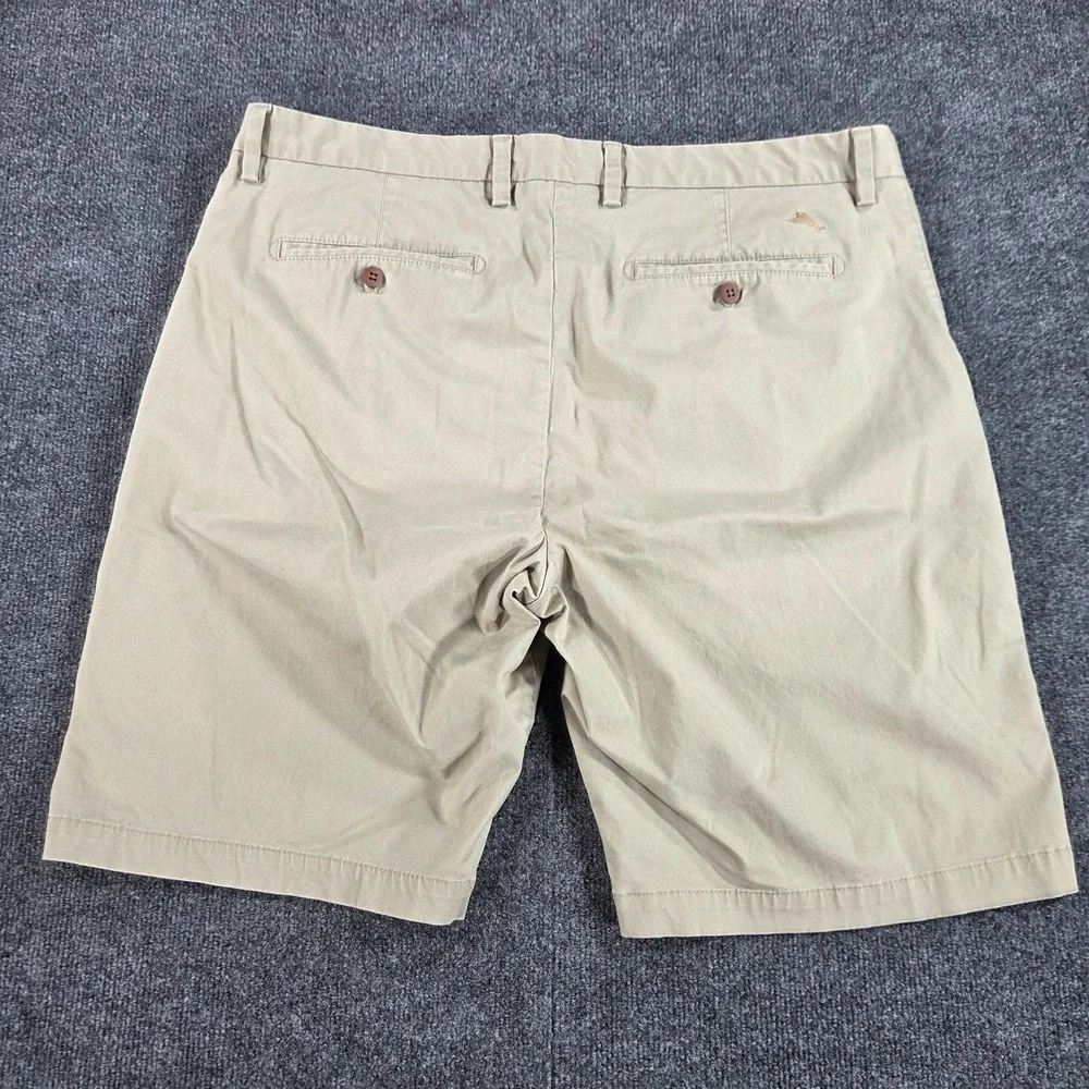 Tommy Bahama Men's 40 Beige Stretch Flat Front Shorts